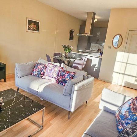 Royal Mile - Bright 2 Bedroom Apartment EDI Eksteriør bilde