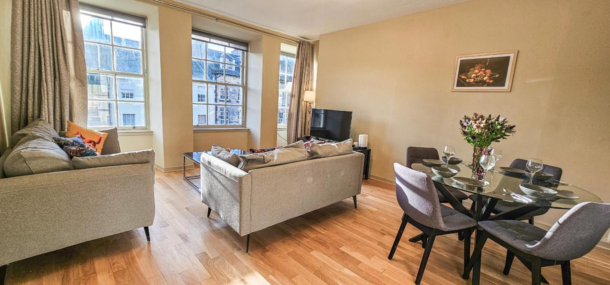 Royal Mile - Bright 2 Bedroom Apartment EDI Eksteriør bilde
