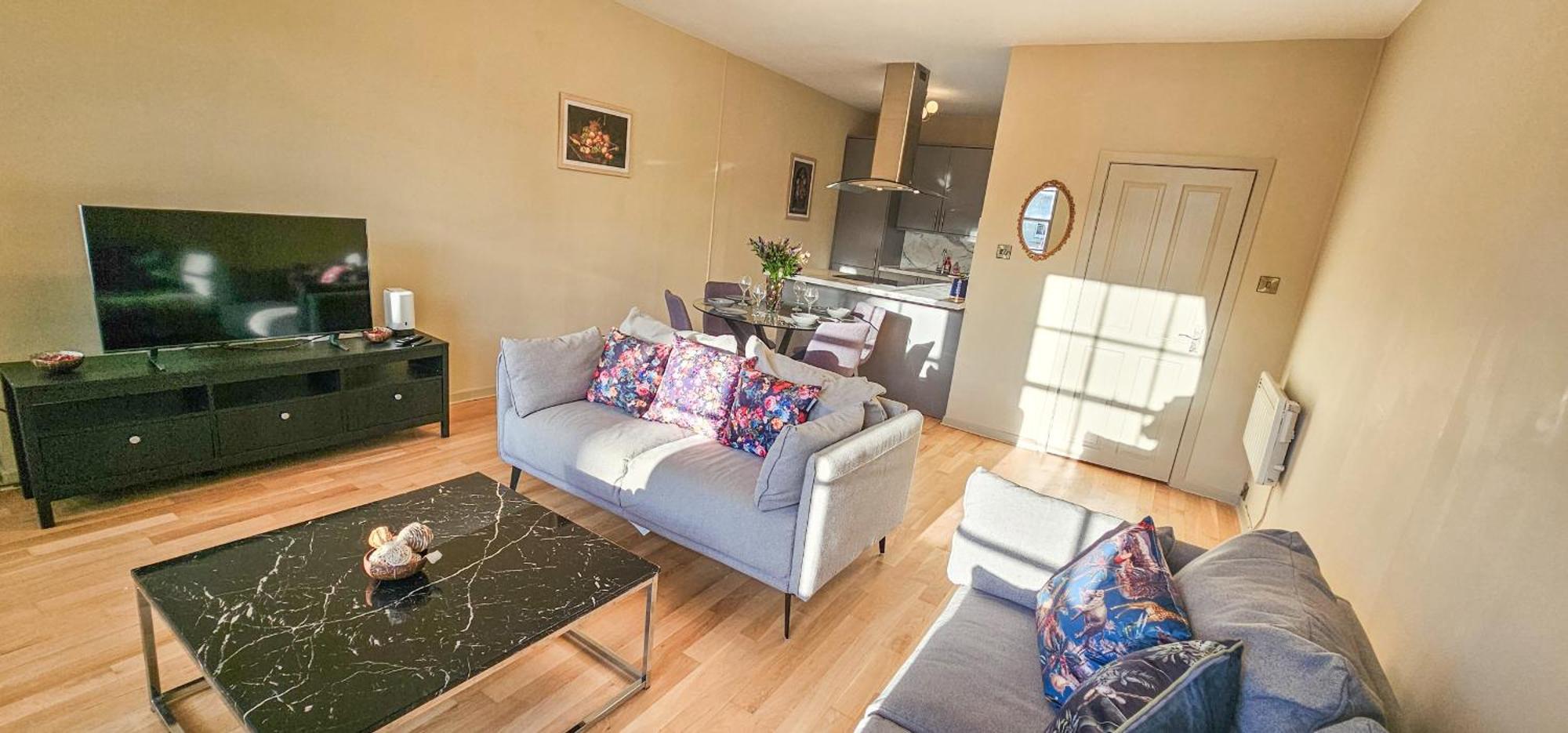 Royal Mile - Bright 2 Bedroom Apartment EDI Eksteriør bilde